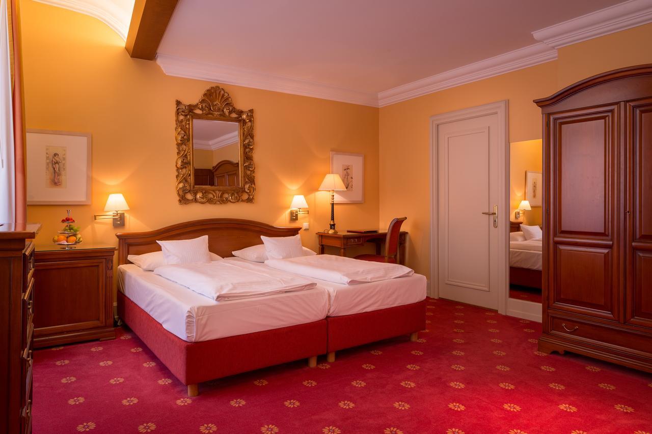 Atlantic Parkhotel Baden-Baden Bilik gambar